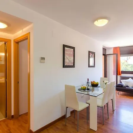 Apartman Apto. 5 Huespedes